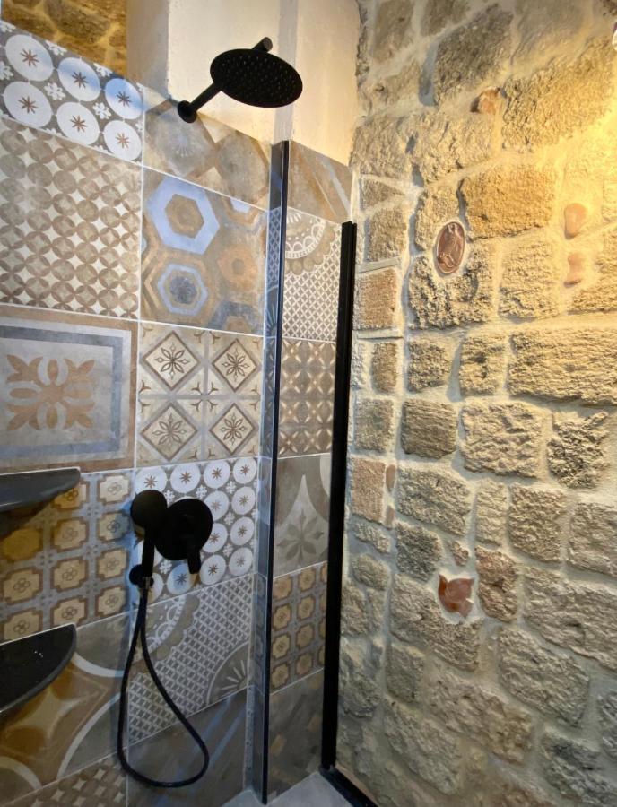 Stone Cave Suite Rhodes City Εξωτερικό φωτογραφία