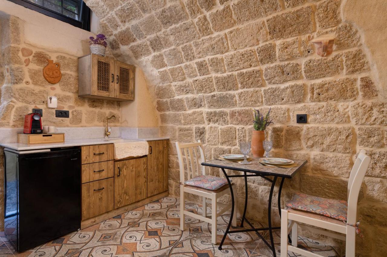 Stone Cave Suite Rhodes City Εξωτερικό φωτογραφία