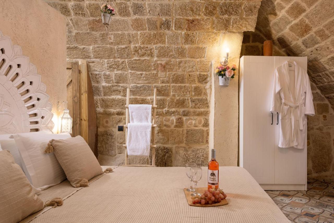 Stone Cave Suite Rhodes City Εξωτερικό φωτογραφία